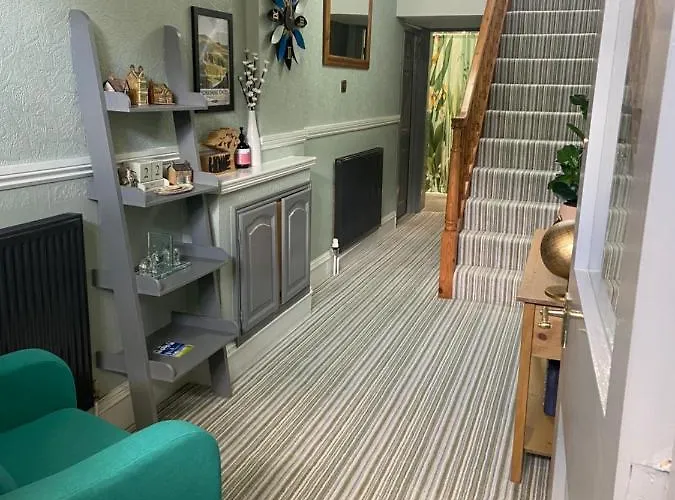 Dom wakacyjny The Old Surgery Only